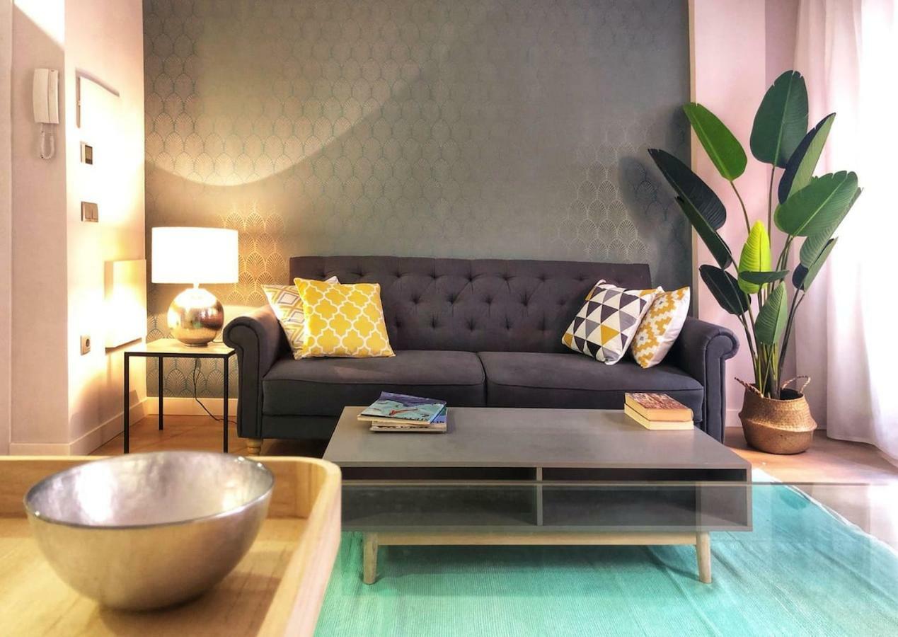 Apartamento En Pleno Centro Al Lado Catedral. Wifi. Apartment Burgos Bagian luar foto
