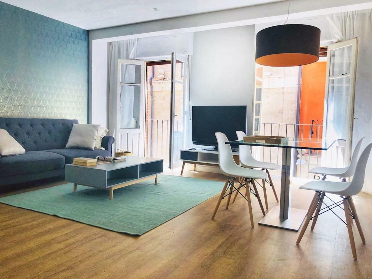 Apartamento En Pleno Centro Al Lado Catedral. Wifi. Apartment Burgos Bagian luar foto